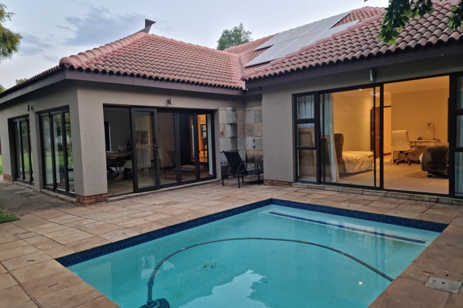 4 Bedroom Property for Sale in Pecanwood Estate North West
